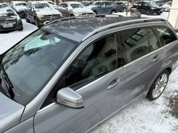 Mercedes Klasa C W204 Kombi T204 2.2 220CDI BlueEfficiency 170KM 2009 Mercedes C 220 2.2 CDI 170 KM Półskóry Duża, zdjęcie 3