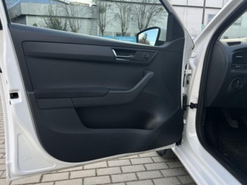 Skoda Fabia IV 1.0 TSI 95KM 2022 Skoda Fabia | Tempomat | Czujniki parkowania | APP, zdjęcie 9