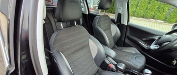 Peugeot 2008 I SUV Facelifting 1.2 PureTech 130KM 2017 Peugeot 2008 Polski Salon , I wlasciciel , pelen serwis ASO , 1.2 Benzyna, zdjęcie 15