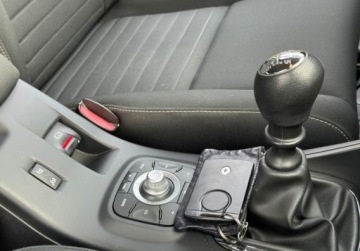 Renault Megane III Hatchback Facelifting 2013 1.6 16V 110KM 2014 Renault Megane 1.6 110KM R-link Climatronic Navi Serwis Bezwypadkowy Dla w, zdjęcie 32