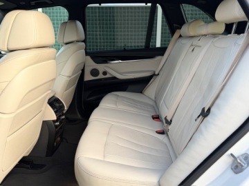 BMW X5 F15 SUV xDrive40e 313KM 2017 BMW X5 // SALON PL // BEZWYPADKOWY // 1 WŁ // Mocno Doposażony // HEAD UP, zdjęcie 32