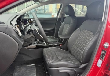 Kia Ceed III Hatchback Facelifting  1.5 T-GDI 140KM 2025 Kia Ceed TRIBUTE dostepny od reki od KIA WOJTANOWICZ Gdynia 1.5 Benzyna, zdjęcie 17