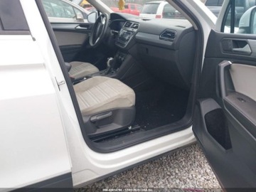 Volkswagen Tiguan II 2023 Volkswagen Tiguan 2.0T S 2023 2.0 Benzyna 184KM, zdjęcie 9