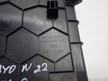 HYUNDAI BAYON 2022 PRAWA ZAŚLEPKA OSŁONA KONSOLI