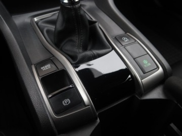 Honda Civic X Hatchback 5d 1.0 VTEC Turbo 129KM 2017 Honda Civic 1.0 VTEC Turbo, Salon Polska, zdjęcie 18