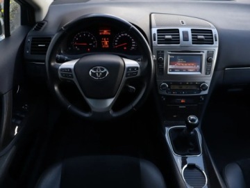 Toyota Avensis III Wagon Facelifting 1.8 Valvematic 147KM 2014 Toyota Avensis 1.8 Valvematic, Salon Polska, zdjęcie 6