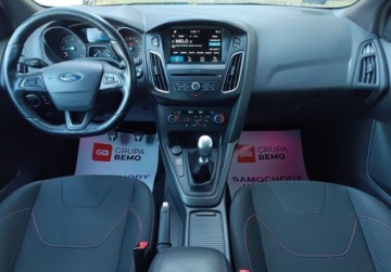 Ford Focus III Kombi Facelifting 2.0 TDCi 150KM 2016 Ford Focus 2.0 TDCI 150KM ST-Line SalonPL SerwisASO Gwarancja 2.0 Diesel, zdjęcie 10