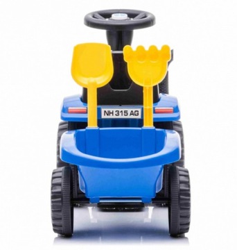 Поездка на тракторе со звуками лопаты с граблями прицепа