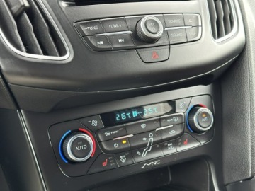 Ford Focus III ST Kombi 2.0 TDCi 185KM 2015 Ford Focus Półskóra, Navi, Grzane fotele, LED,, zdjęcie 22