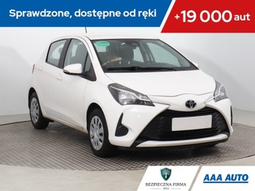 Toyota Yaris III Hatchback 5d Facelifting 2017 1.5 Dual VVT-iE 111KM 2018 Toyota Yaris 1.5 Dual VVT-i, Salon Polska, GAZ