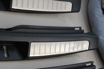 ЗАДНЯЯ КРЫШКА РЕМНЯ AVENSIS T25 COMBI 58387-05090