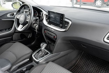 Kia Ceed III Kombi Facelifting 1.5 T-GDI 160KM 2023 Kia Cee'd WND7536C#1.5 T-GDI M DCT 2 stref klima, zdjęcie 27