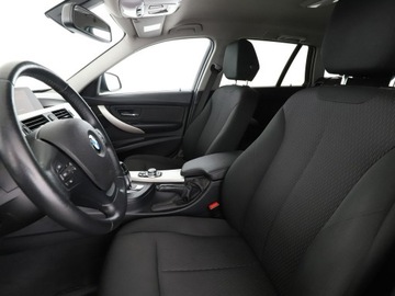 BMW Seria 3 F30-F31-F34 Touring Facelifting 2.0 318d 150KM 2017 BMW 318 Advantage automat navi grzane fotele PDC, zdjęcie 12