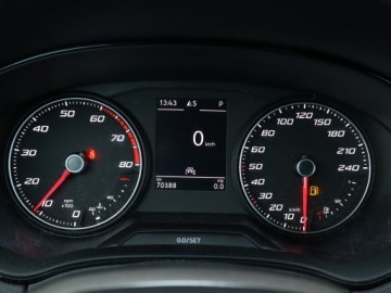 Seat Arona Crossover 1.0 EcoTSI 110KM 2021 Seat Arona 1.0 TSI, Salon Polska, 1. Właściciel, zdjęcie 10