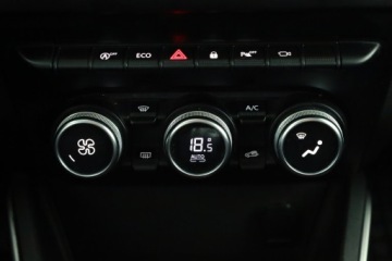 Dacia Duster II SUV 1.6 SCe 115KM 2019 Dacia Duster 1.6 SCe, Salon Polska, Serwis ASO, zdjęcie 12