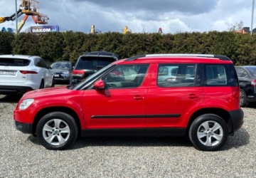 Skoda Yeti Minivan 2.0 TDI CR DPF 4x4 140KM 2012 Skoda Yeti Konserwacja podwozia i lakieru 2.0 Diesel 140KM, zdjęcie 2