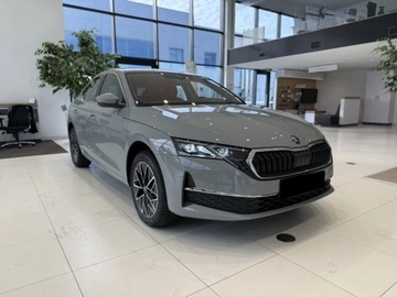 Skoda Octavia IV Liftback 1.5 TSI EVO 150KM 2025 Octavia Selection Edition 130 1.5 TSI mHEV DSG 150KM 2025, zdjęcie 2