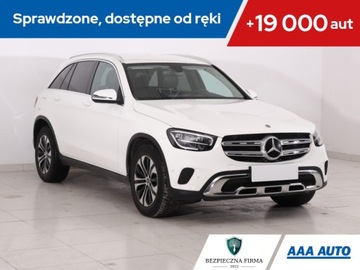 Mercedes GLC C253 SUV Facelifting 2.0 200d 163KM 2022 Mercedes GLC GLC 200 d 4MATIC, Salon Polska