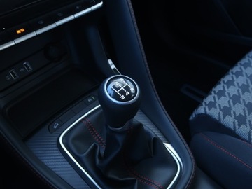 MG ZS II SUV Classic 1.5 VTi-Tech 106KM 2024 MG ZS SUV 1.5, 1. Właściciel, Serwis ASO, VAT 23%, zdjęcie 15