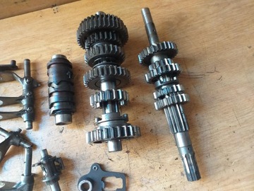 КОМПЛЕКТ КОРОБКИ ПЕРЕДАЧ SUZUKI QUADRUNNER 250