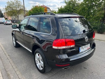 Volkswagen Touareg I 3.0 TDI 225KM 2006 Volkswagen Touareg V6 4X4 AUTOMAT SKORY PARKTRONIC NAWIGACJA SOLARDACH EL., zdjęcie 1