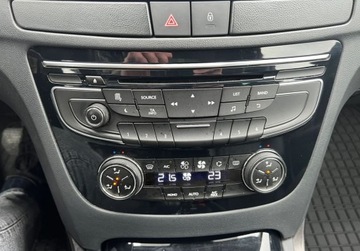 Peugeot 508 I RXH 2.0 HYbrid4 200KM 2014 Peugeot 508 2.0hdi RXH Hybrid4 200KM Xenon Led Navi Klima Panorama Skora O, zdjęcie 25