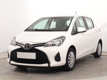 Toyota Yaris III Hatchback 5d Facelifting 1.0 VVT-i 69KM 2015 Toyota Yaris 1.0 VVT-i, Salon Polska, Klima, zdjęcie 1