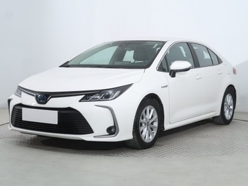 Toyota Corolla XII Sedan 1.8 Hybrid 122KM 2021 Toyota Corolla 1.8 Hybrid, Salon Polska, zdjęcie 1