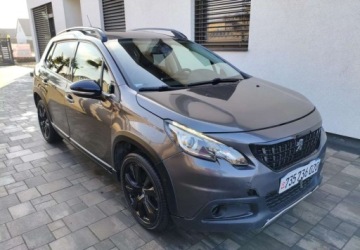 Peugeot 2008 I SUV Facelifting 1.2 PureTech 110KM 2019 Peugeot 2008 Peugeot 2008 PureTech 110 StopampStart EAT6 GT-Line Edition, zdjęcie 5