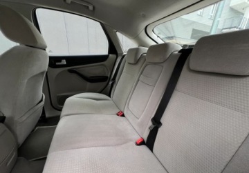 Ford Focus I Hatchback 1.6 16V 100KM 2005 Ford Focus Automat Klima Super Stan Warszawa 1.6 Benzyna 100KM, zdjęcie 13