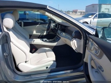 Mercedes Klasa E W213 2018 Mercedes-Benz Klasa E 2018 Mercedes-Benz E-Class E 400 RWD Cabriolet 3.0, zdjęcie 6