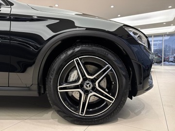 Mercedes GLC C253 SUV Facelifting 2.0 200d 163KM 2022 Mercedes-Benz GLC 200 4-Matic AGM Line / 1 właścic, zdjęcie 17