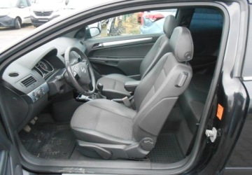 Opel Astra H Hatchback 5d 1.6 ECOTEC 115KM 2007 Opel Astra Opel Astra H 1.6 BENZYNA 115 KM GTC 1.6 Benzyna 115KM, zdjęcie 9
