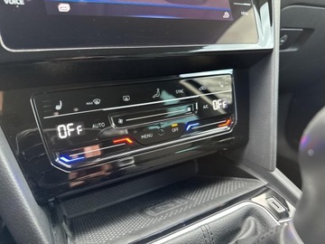 Volkswagen Passat B8 Variant Facelifting 2.0 TDI SCR 150KM 2021 Volkswagen Passat Variant Business 2.0 TDI SCR 150, zdjęcie 34