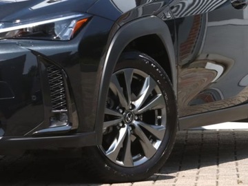 Lexus UX Crossover Facelifting 2.0 300h 199KM 2025 Od ręki - 300h F Sport Design 2.0 Hybrid Dynamic Force 199KM | 18 głośników, zdjęcie 10