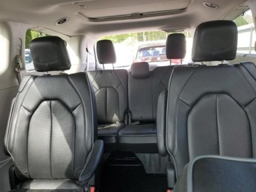 Chrysler Pacifica II 2020 Chrysler Pacifica Chrysler Pacifica Limited FWD 3.6 Benzyna 287KM, zdjęcie 9