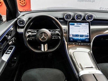 Mercedes GLC C254/X254 Coupe 2.0 200 204KM 2025 MERCEDES-BENZ GLC 200 4-Matic AMG Line 2.0 (204KM) 2025, zdjęcie 6