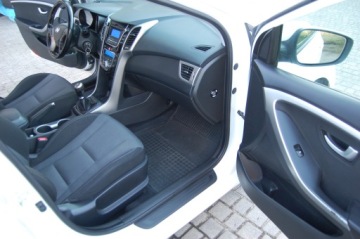 Hyundai i30 II Hatchback 3d 1.6 GDI 135KM 2013 HYUNDAI i30 1.6BENZ LED KLIMA SPRAWNA GRZANE FOTELE TEMPOMAT, zdjęcie 25