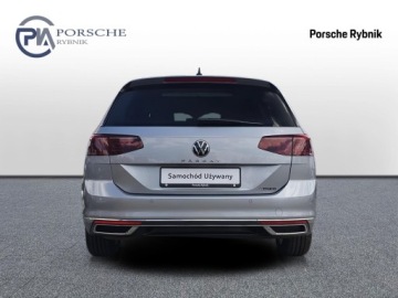 Volkswagen Passat B8 Variant Facelifting 2.0 TDI SCR 200KM 2022 Volkswagen Passat Variant 2.0TDI 200KM 4x4 ACC Kam, zdjęcie 3