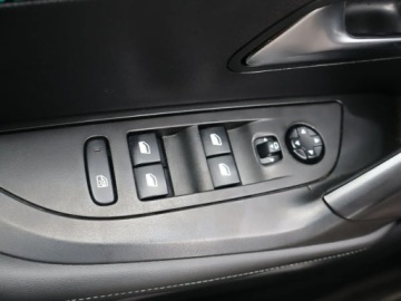Peugeot 2008 II SUV 1.2 PureTech 130KM 2021 Peugeot 2008 1.2 PureTech, Salon Polska, zdjęcie 13