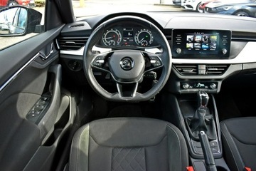 Skoda Kamiq Crossover 1.0 TSI 110KM 2022 Škoda Kamiq Skoda Kamiq Bezwypadkowy / Salon, zdjęcie 13
