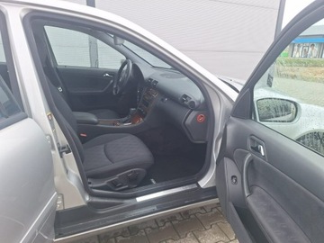 Mercedes Klasa C W203 Sedan W203 2.1 (C 220 CDI) 143KM 2003 Mercedes C 220 Automat.Auto po serwisie...Stan, zdjęcie 19