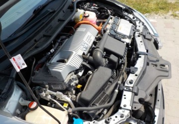 Toyota Auris II 2016 Toyota Auris Okazja 1.8 Hybryda 100KM, zdjęcie 3