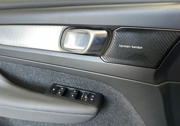 Volvo XC40 Crossover 2.0 T5 247KM 2018 Volvo XC 40 4x4 XC40 2.0 BENZ 247 KM Salon PL Bezwypadkowy Warszawa 2.0, zdjęcie 8