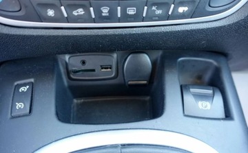 Renault Scenic III XMOD Energy TCe 130KM 2015 Renault Scenic 1.2TCe 130KM BOSE LIFT Biala perla Bezwypadkowy Uszkodzony, zdjęcie 19