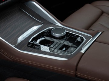 BMW X6 G06 SUV Facelifting 3.0 30d 298KM 2025 BMW X6 xDrive30d Sport Suv 3.0 (298KM) 2025, zdjęcie 9
