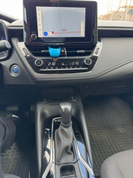 Toyota Corolla XII Sedan 1.8 Hybrid 122KM 2022 Toyota Corolla 1,8 Hybrid Comfort+ Styl +Tech Niski Przebieg, Salon Polska, zdjęcie 8