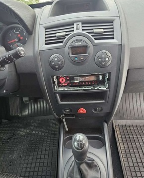 Renault Megane II Sedan 1.6 i 16V 115KM 2003 Renault Megane Renault Megane 1.6 Pack Expression 1.6 Benzyna 115KM, zdjęcie 16