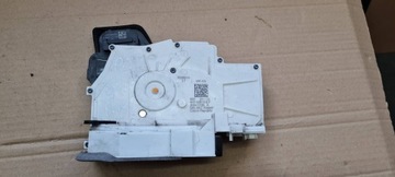 A6 C8 4K ZÁMEK DVEŘE PRAVÝ ZADNÍ 9 PIN 4K0839016P A7