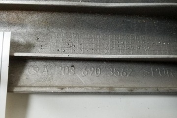 LIŠTA PŘEDNÍCH LEVÝCH DVEŘE MERCEDES-BENZ CLC (CL203) A2036903562 2.1L